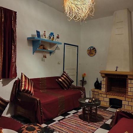 Hostal Henchir Ejdoud Kairouan Exterior foto